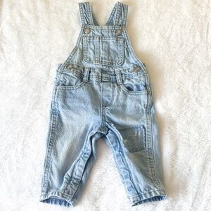 Old Navy Knee Patch Light Wash Denim Overalls for Baby 6-12 months, Soft Blue